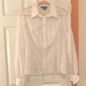 NWT, Etcetera Tailored Blouse with Tie Cuffs
